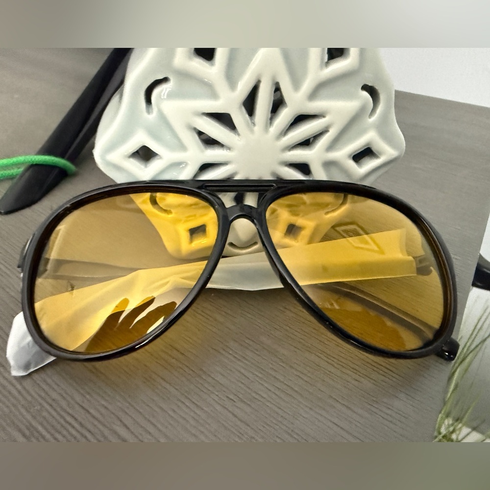 Livho-Yellow Lens Aviator Sunglasses